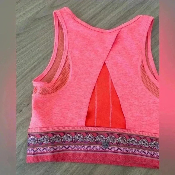 Nanette Lepore Sports Crop Top Play Carousel Sports Bra Coral Pink Racer X Small - Picture 5 of 7